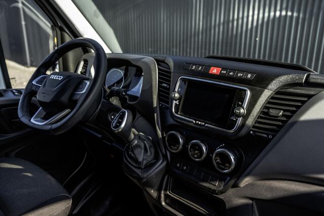 Iveco 40C18 | Bakwagen met laadklep | 180PK | Automaat | Fabrieksgarantie | Navi | Camera | Climate | Cruise | Euro 6 